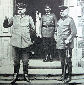 Hindenberg and Ludendorff
